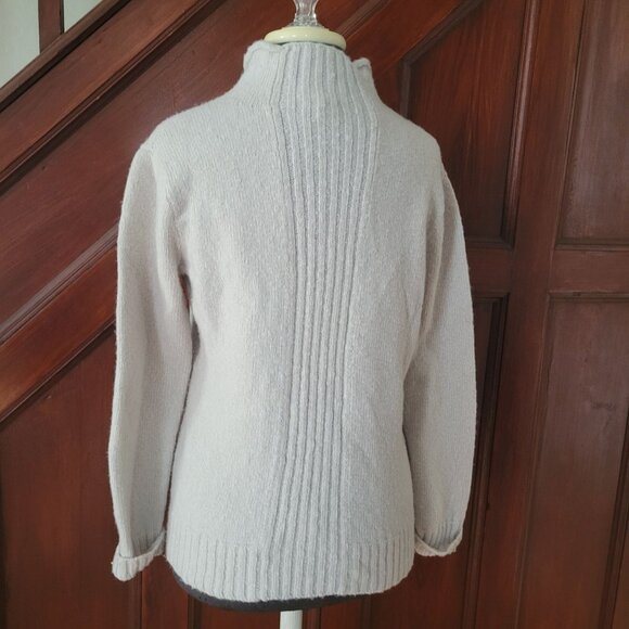 Barbara Wells Studio Womens Ribbed High Neck Sweater - Beige Size M 100% Cashmer - Picture 4 of 8